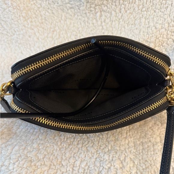 Coach Kira Crossbody/wristlet 2 in 1 - like new - Picture 7 of 11